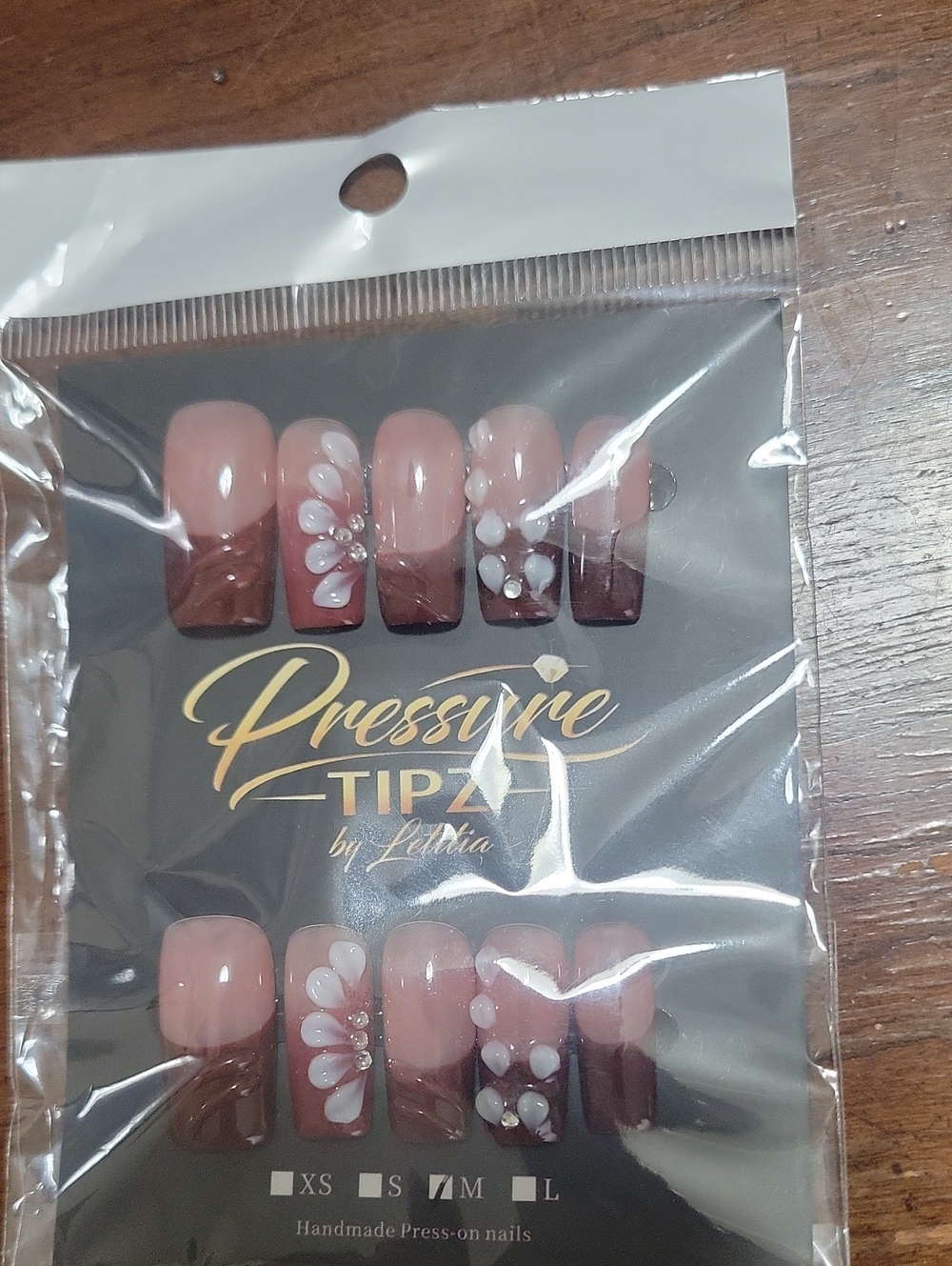 Pressure tip by Letitia press on nails
